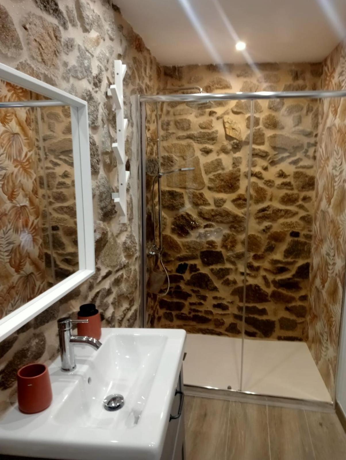 Apartamentos Muralla Sacra 소베르 외부 사진